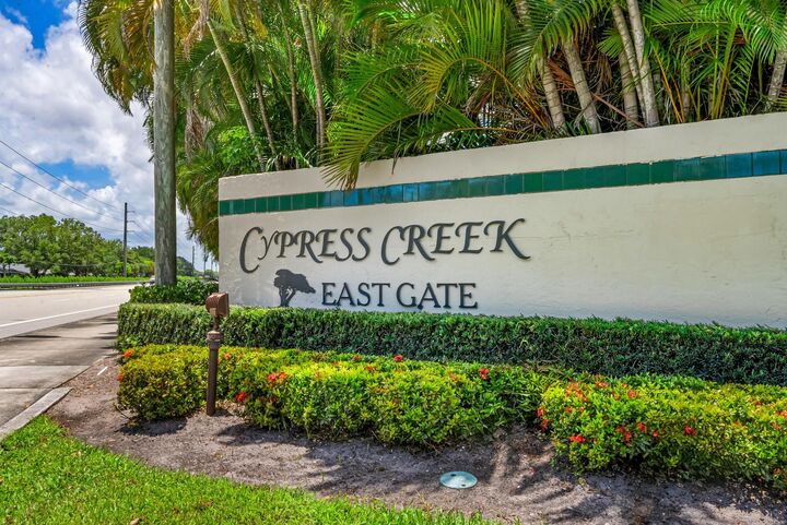 Property Photo:  4227 Fox Trace  FL 33436 