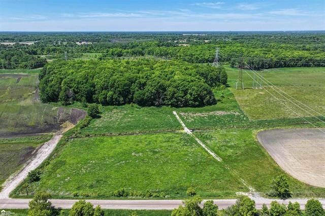 Property Photo:  3236 S Henderson Road  MI 48423 
