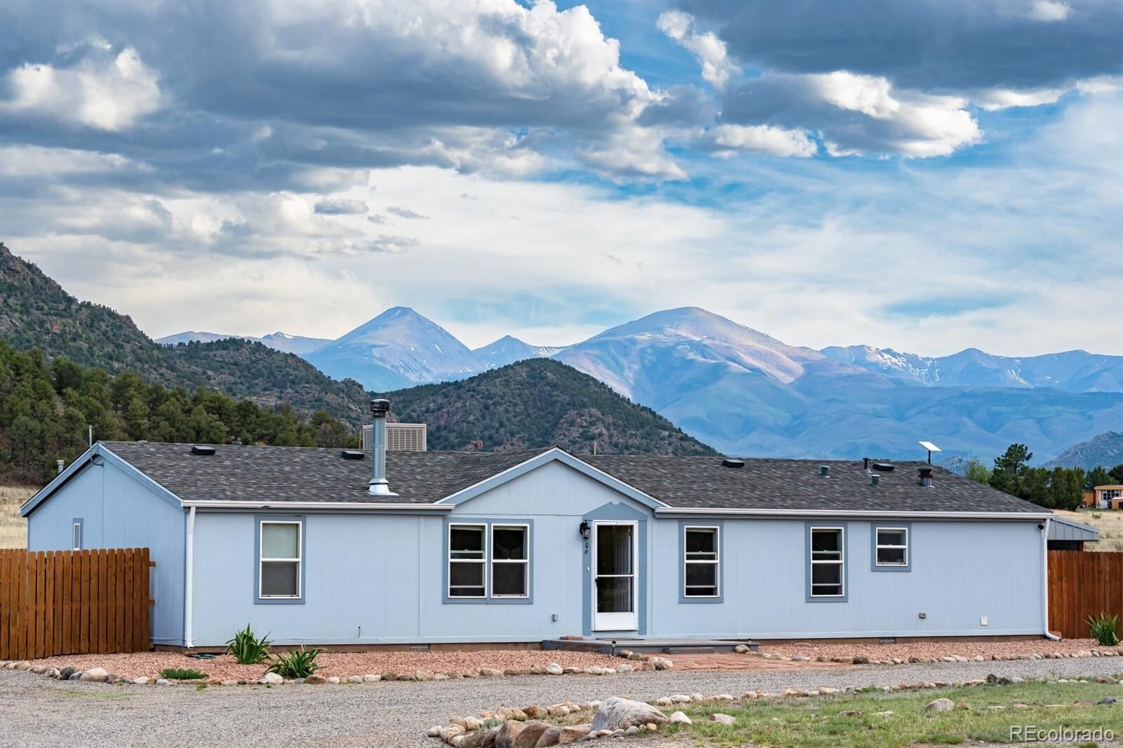 Property Photo:  606 Shannon Road  CO 81223 