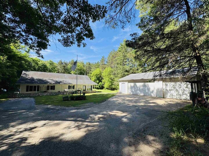 Property Photo:  W3591 Twin Lane  WI 54970 