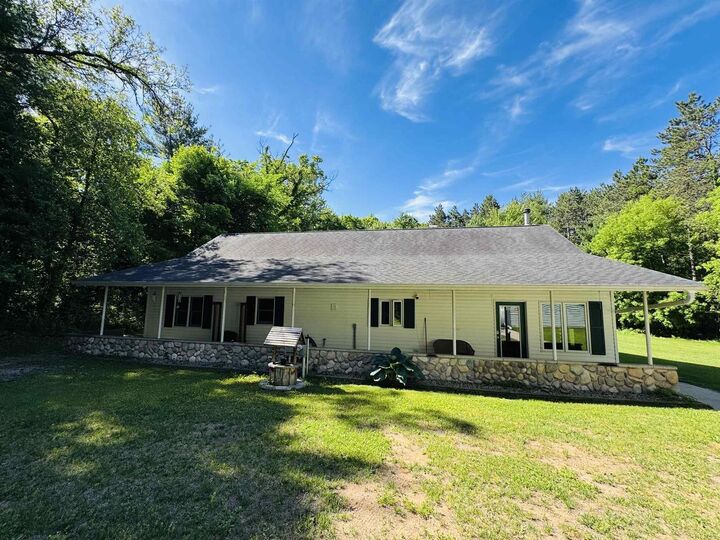 Property Photo: W3591 Twin Lane WI 54970
