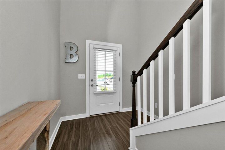 Property Photo:  2118 Sullivan Dr SW  AL 35055 