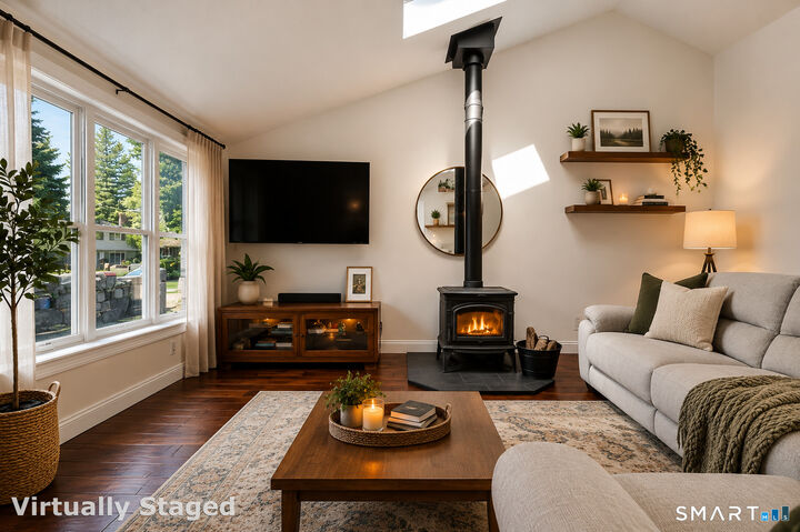Property Photo:  5 Caddy Road  CT 06851 