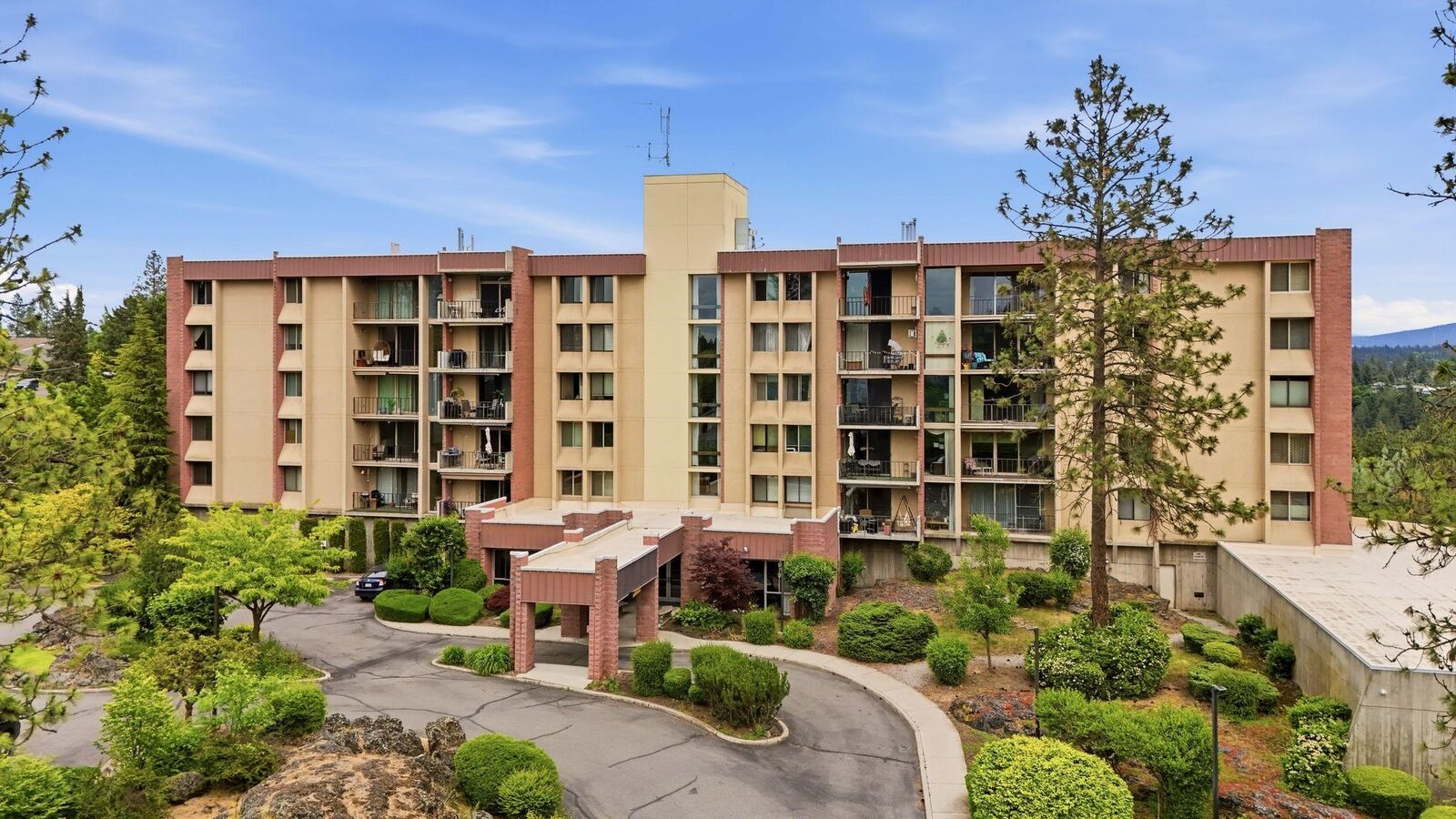 Property Photo:  1311 S Westcliff Pl #605  WA 99224 