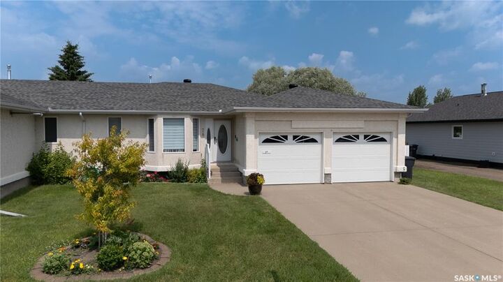 Property Photo: 78 Russell Drive 3 SK S3N 3W2