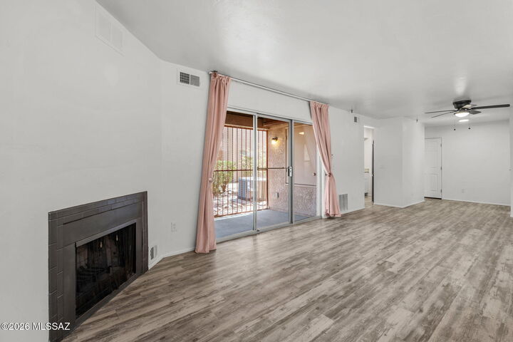 Property Photo: 2601 W Broadway Boulevard #286 AZ 85745