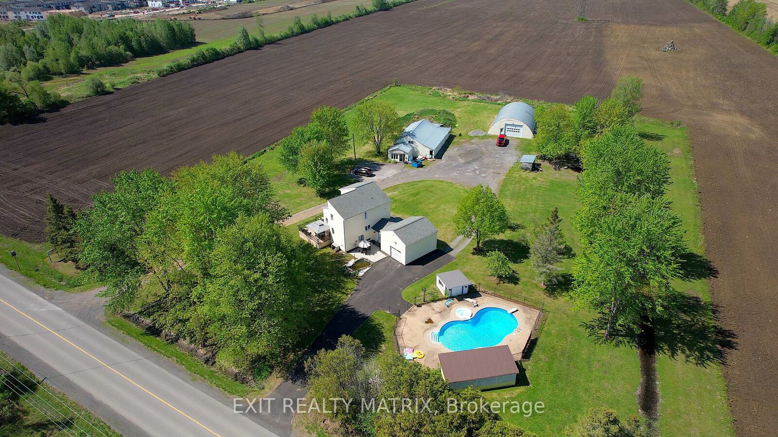 Property Photo:  912 Eadie Road  ON K4R 1E5 