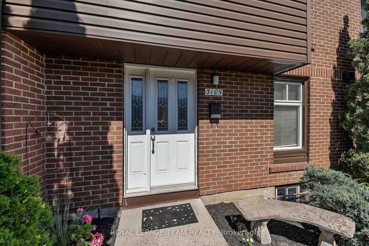Property Photo: 3105 Stockton Drive 25 ON K1T 1S2