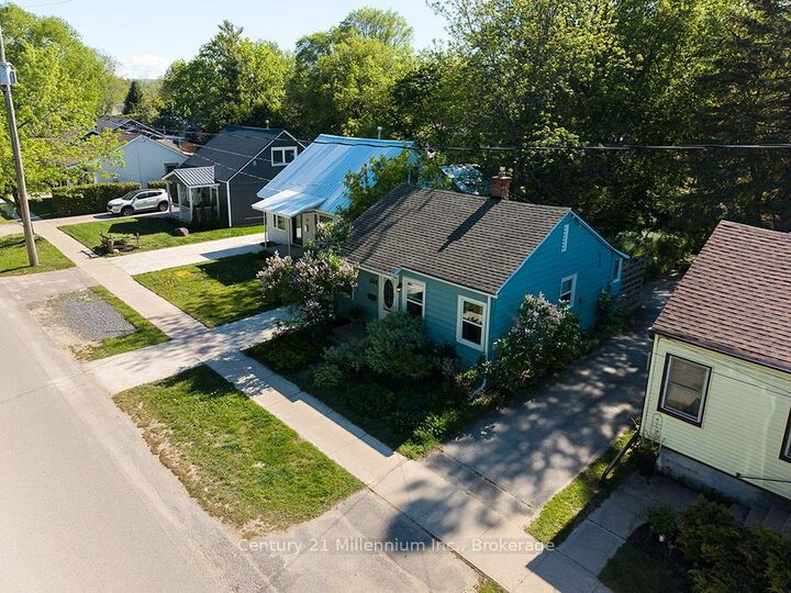 Photo de la propriété: 444 Maple Street ON L9Y 2R9