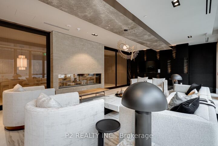 Property Photo: 2 Forest Hill Road 407 ON M4V 2L3