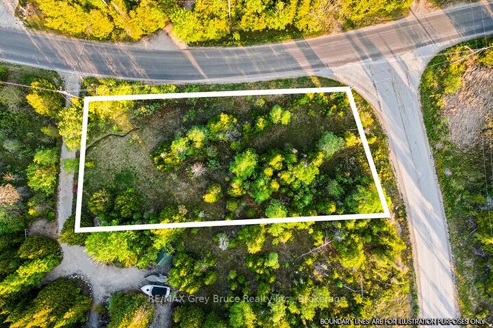 Property Photo:  Unit 39 Tamarac Road  ON N0H 2M0 
