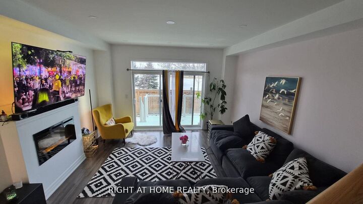 Property Photo: 384 Arctic Red Drive E 34 ON L1L 0M5