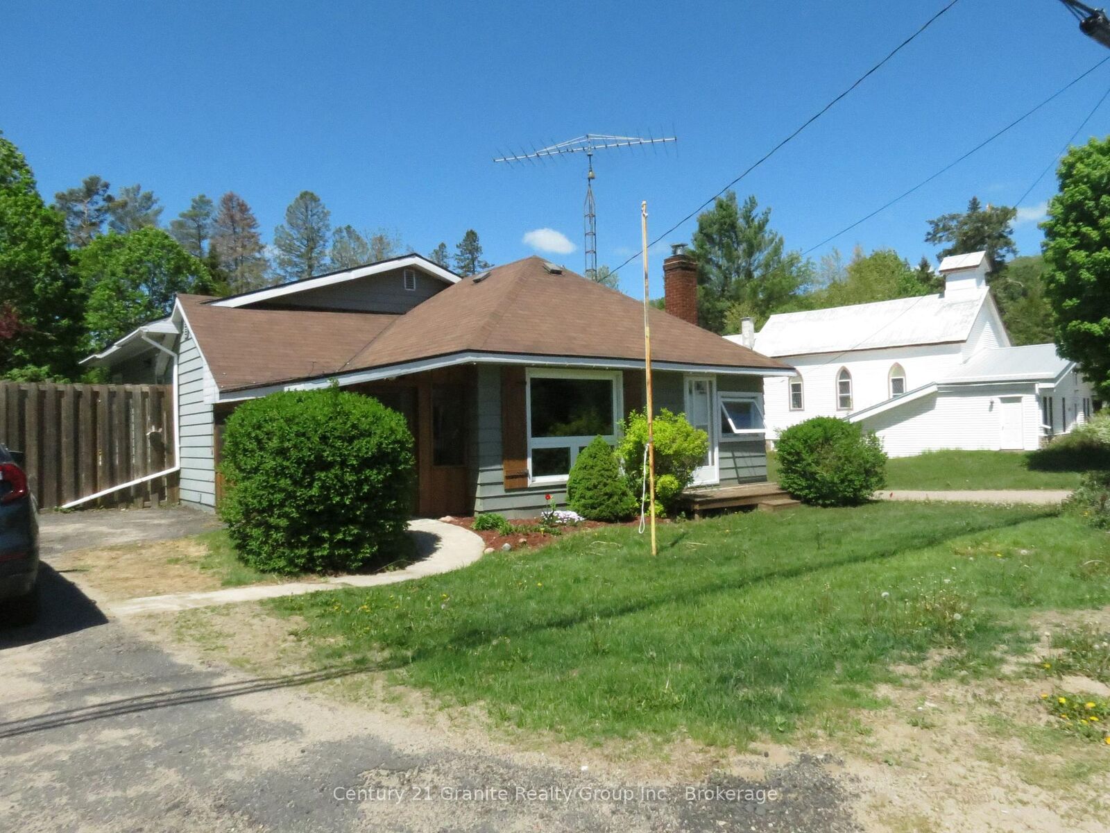 Property Photo: 2315 Loop Road ON K0L 3C0