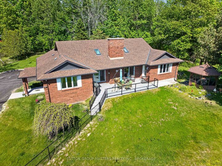 Property Photo:  911 School Road  ON K7L 4V1 
