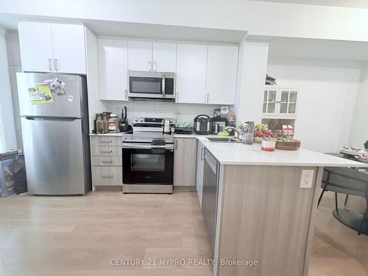 Property Photo:  3 Case Ootes Drive  ON M4A 0A9 