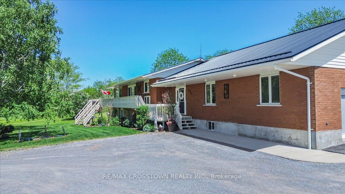 Property Photo: 1074 Millhaven Road ON K0H 2H0