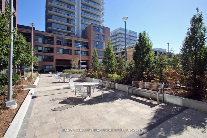 185 Deerfield Road 305 — photo 1