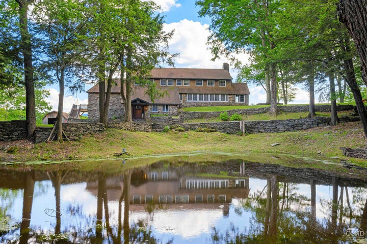 Property Photo:  863 County Route 25  NY 12485 