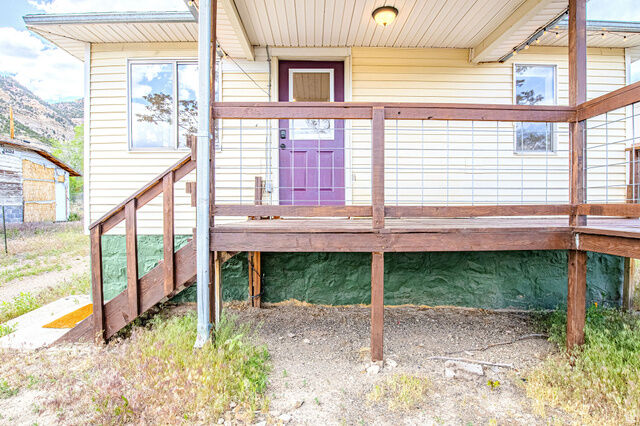 Property Photo:  451 E 6000 N  UT 84529 