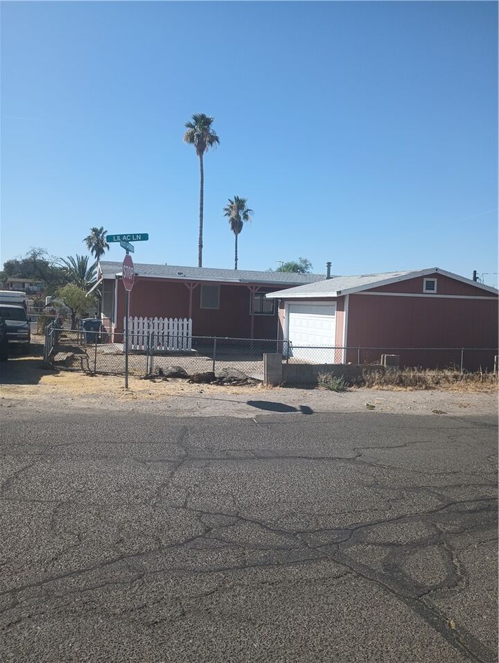 Property Photo:  702 Daisy Dr  AZ 86442 