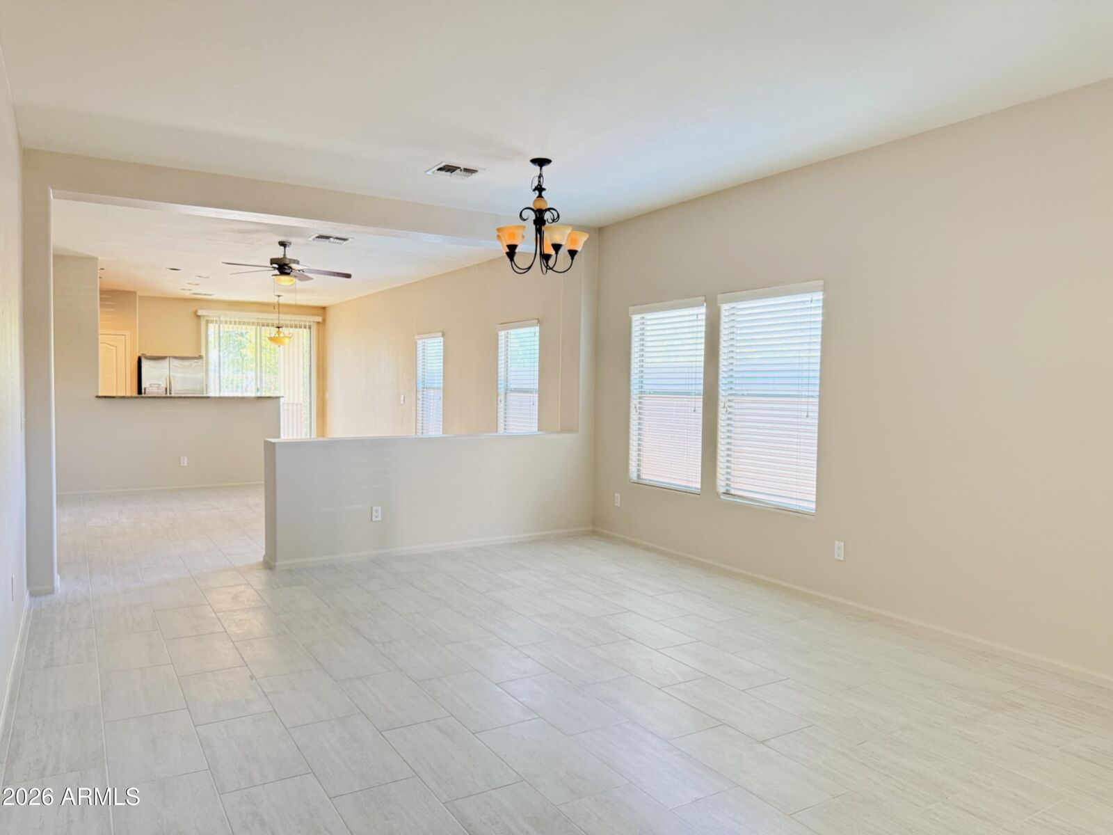 Property Photo: 1128 S Olympic Drive AZ 85296