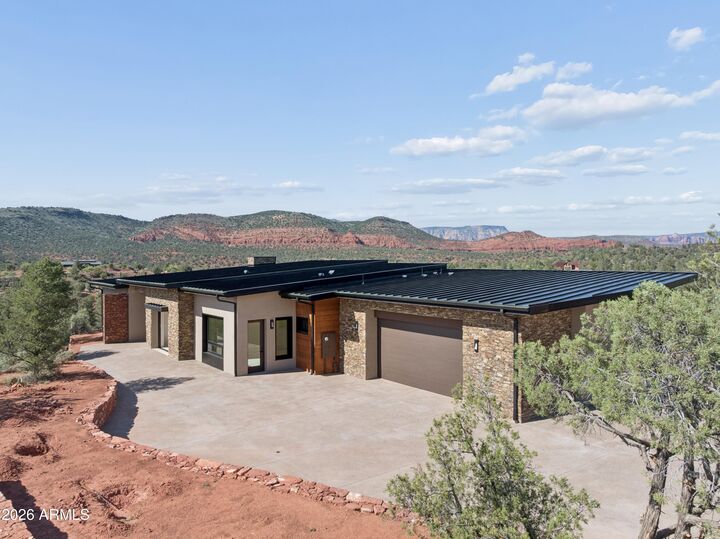 Property Photo: 10 Amber Cliffs Way AZ 86336