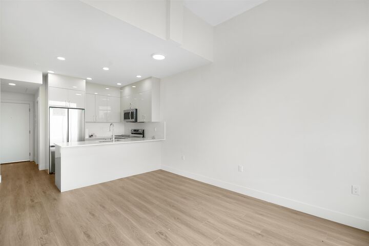 15739 Fraser Highway 609 — photo 1