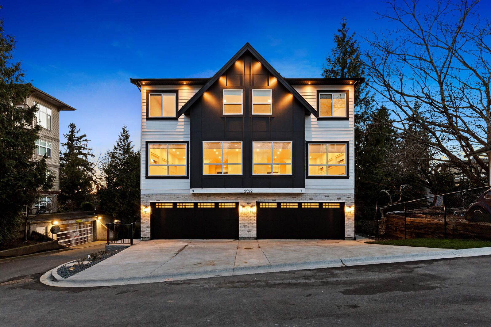 Property Photo:  2522 Campbell Avenue 3  BC V2S 4C5 