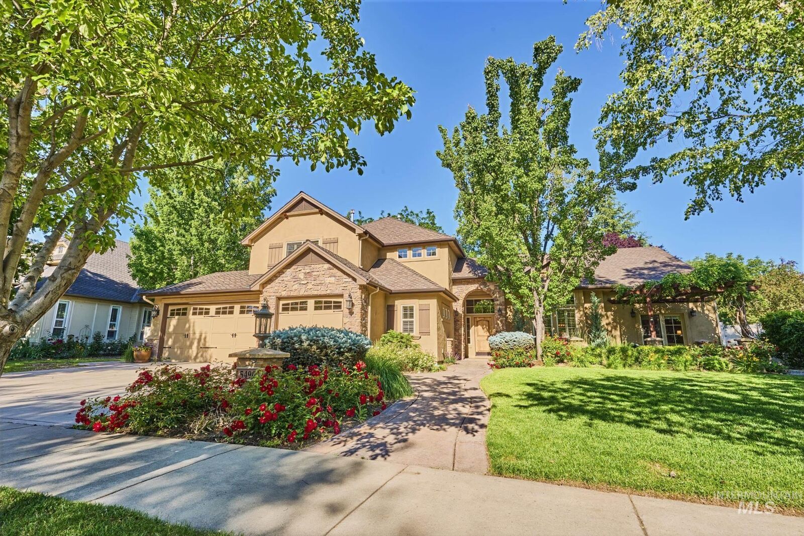 Property Photo: 5490 N Beethoven Ave ID 83646