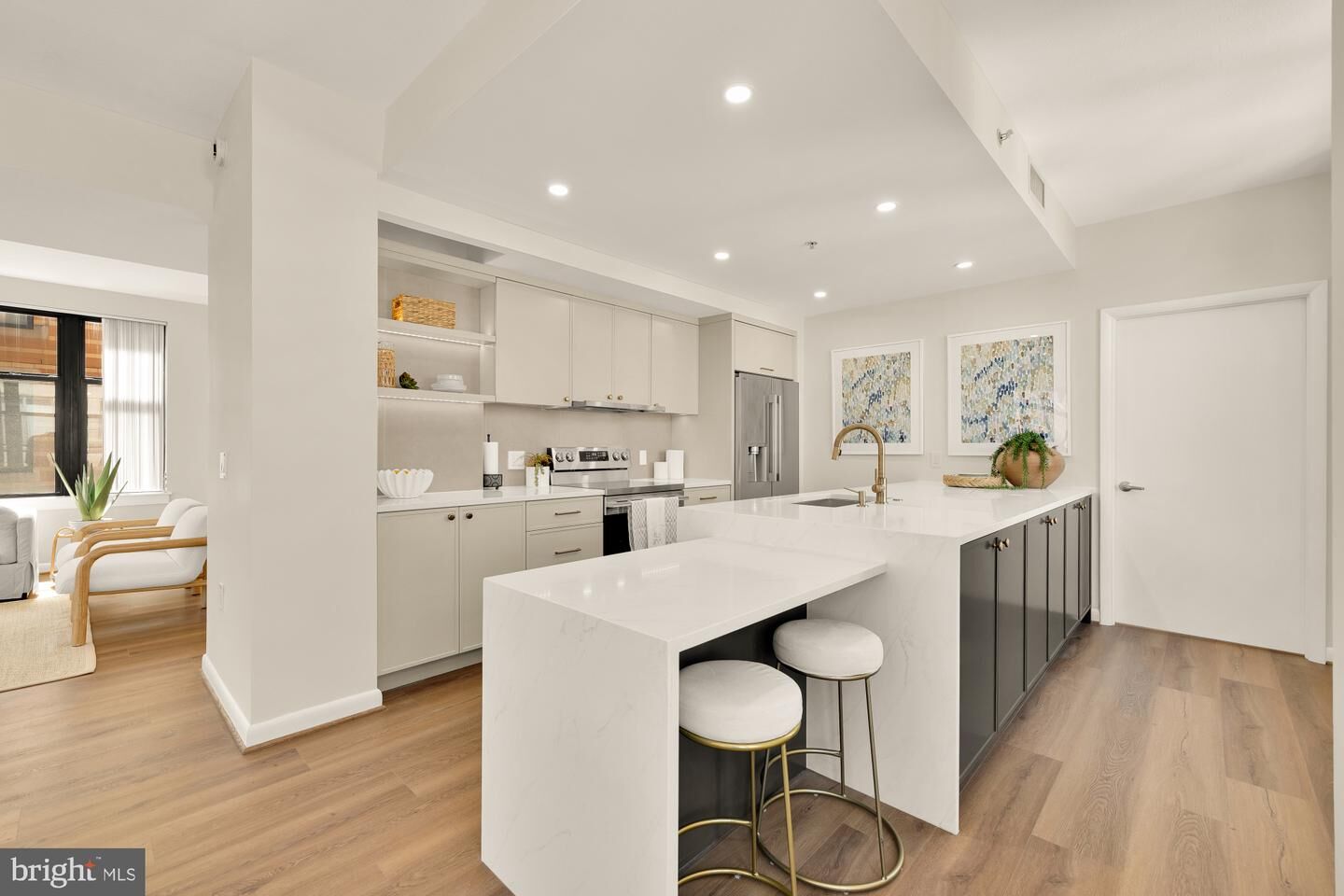 Property Photo: 400 Massachusetts Avenue NW 1207 DC 20001