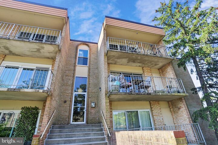 Property Photo:  11925 Parklawn Drive 203  MD 20852 
