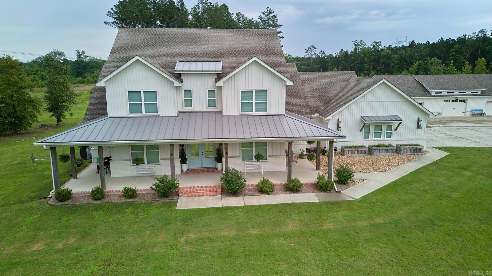 Property Photo:  28244 S Sardis Road  AR 72011 