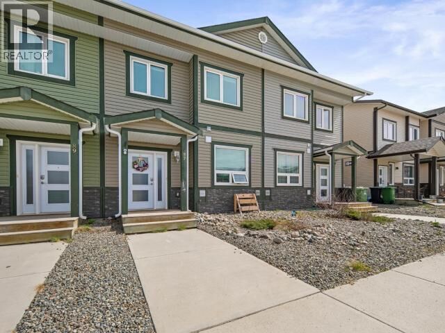 Property Photo:  87 Olive May Way  YT Y1A 0R4 