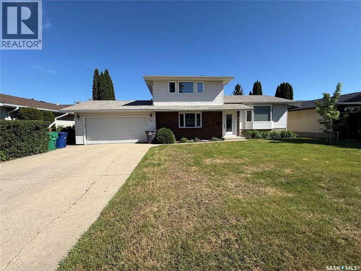 Property Photo:  86 Duncan Crescent  SK S7H 4K4 