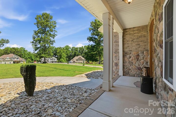 Property Photo: 146 Orchard Farm Lane NC 28117