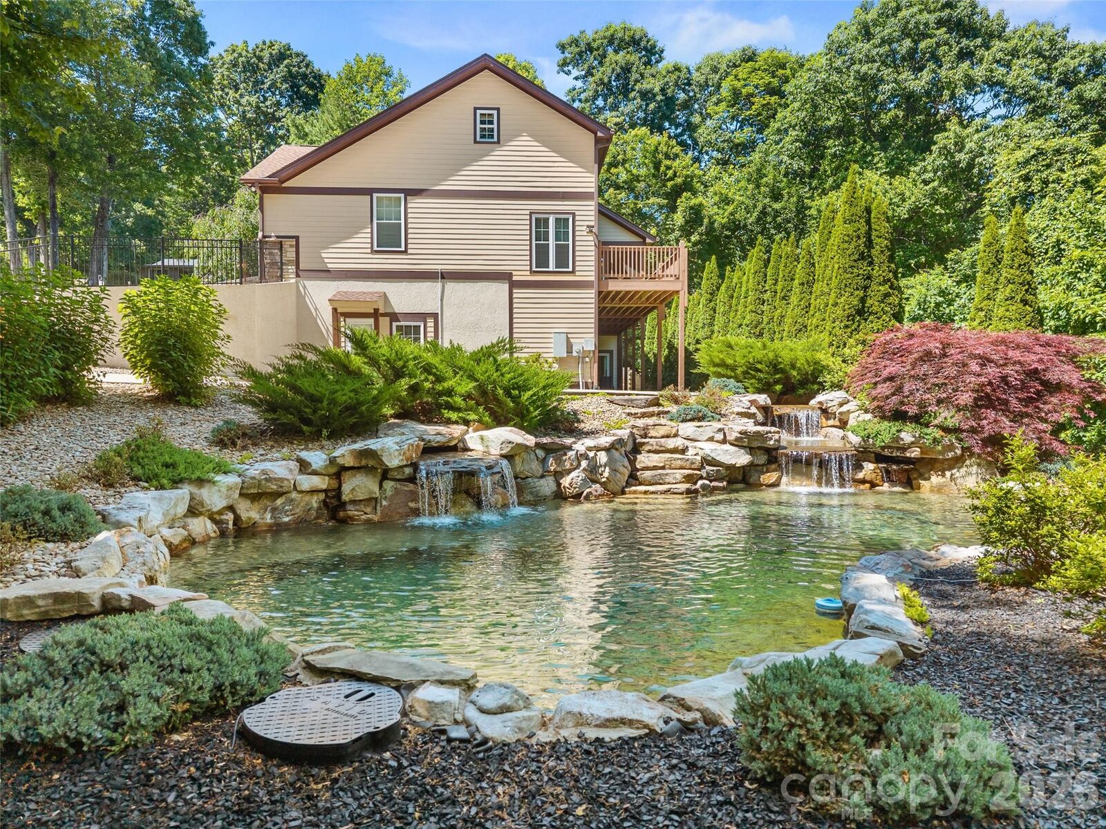 Property Photo:  25 Linden Turn S  NC 28739 