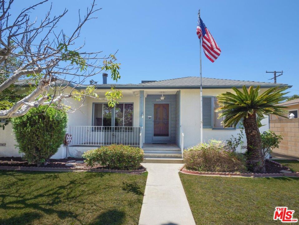 Property Photo:  3179 Marwick Ave  CA 90808 