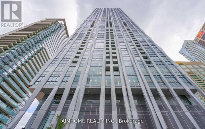 Property Photo: 1 Yorkville Avenue 1111 ON M4W 1L1