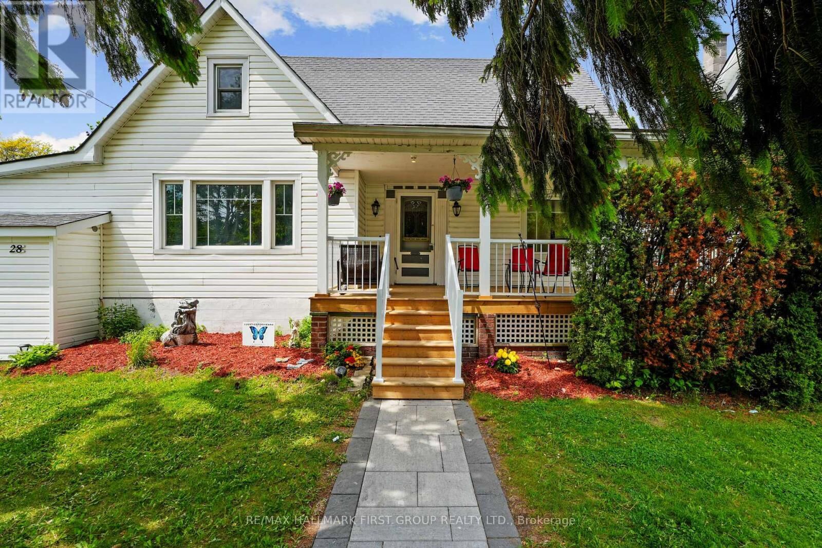 Photo de la propriété:  28 King Street West  ON K0K 1S0 
