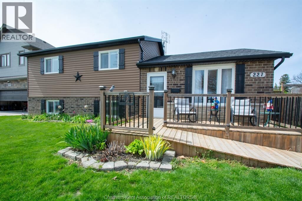 Property Photo: 227 Bristol Drive ON N7M 6K9