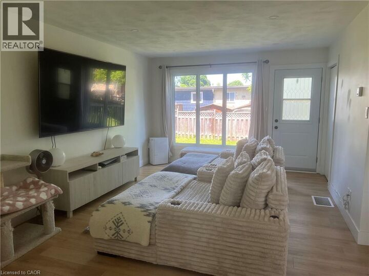 Property Photo:  120 Beverly Street D  ON N1R 3Z7 