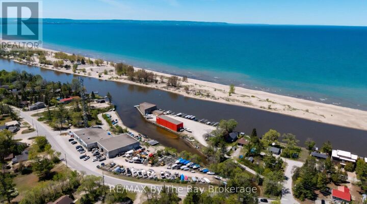 Property Photo:  30 Shore Line East  ON L9Z 2X2 