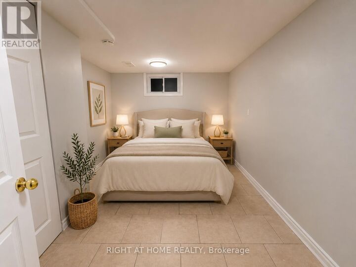 Property Photo:  67 Brentwood Drive Lower  ON L8T 3W2 