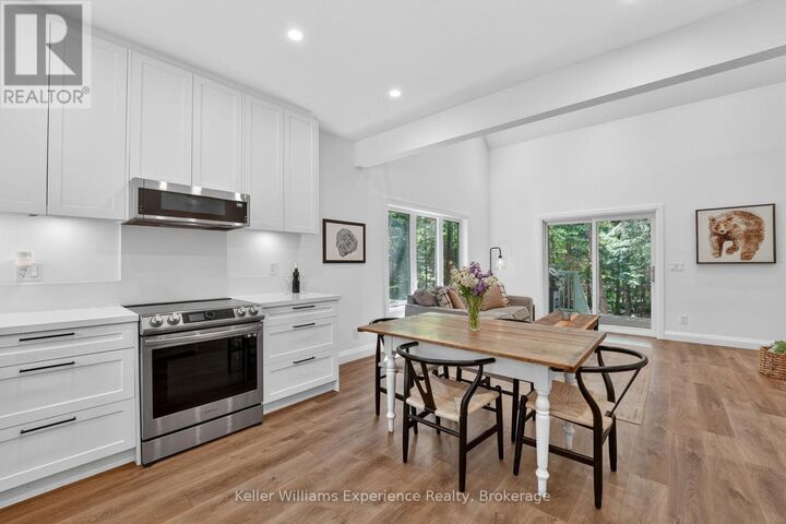 Property Photo:  1077 Holiday Park Drive  ON P1L 1W9 