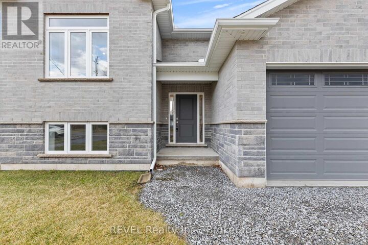 Property Photo:  735 Dominion Road  ON L2A 1G9 
