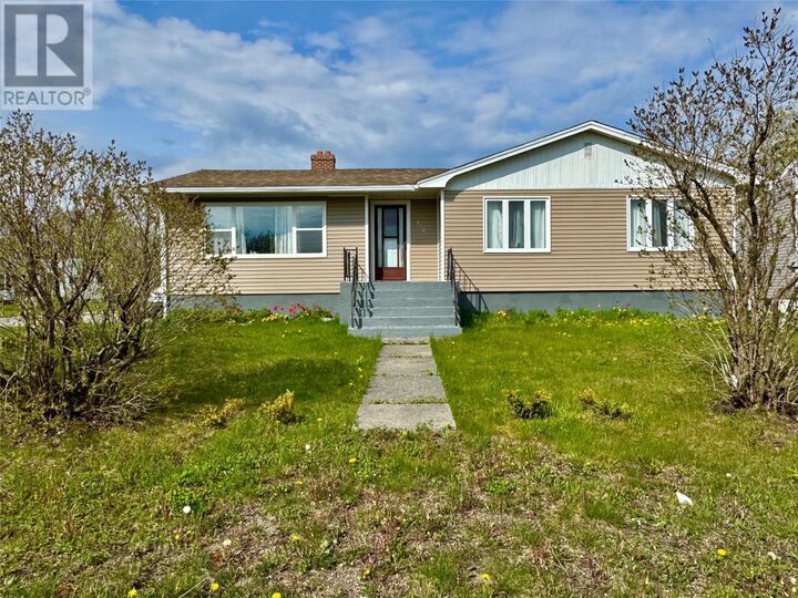 172 Elizabeth Drive — photo 1