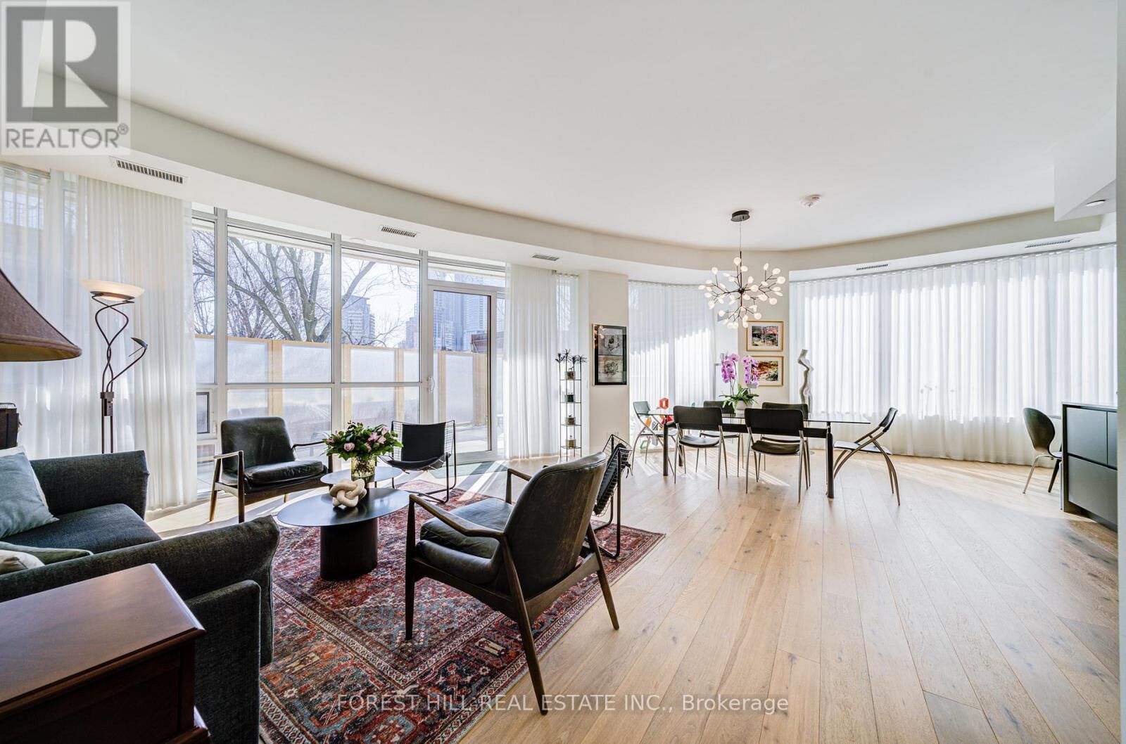 Property Photo:  151 Avenue Road 204  ON M5R 0B8 