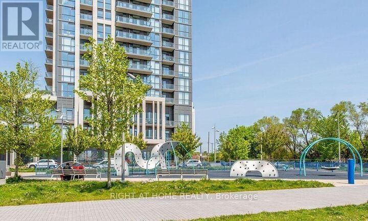 Property Photo: 17 Zorra Street 1012 ON M8Z 4Z6