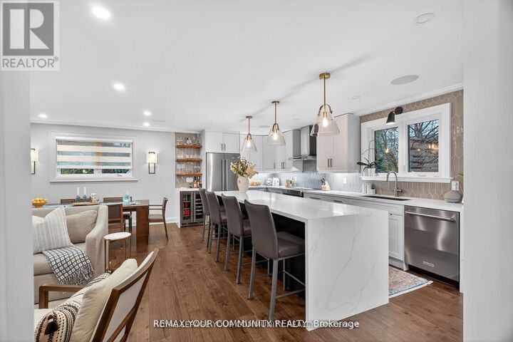 Property Photo:  105 Orchard Heights Boulevard  ON L4G 2Z8 