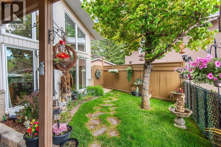 Property Photo:  1313 Cypress Place  BC V0B 2G2 